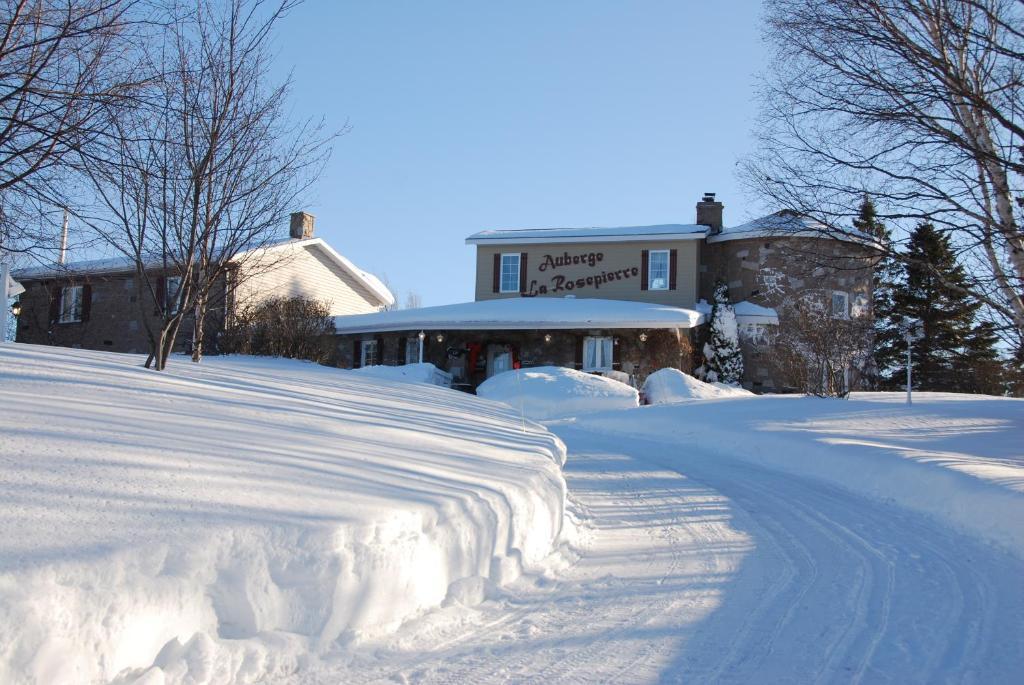 Auberge La Rosepierre Bistro Henri Grandes-Bergeronnes Exterior foto